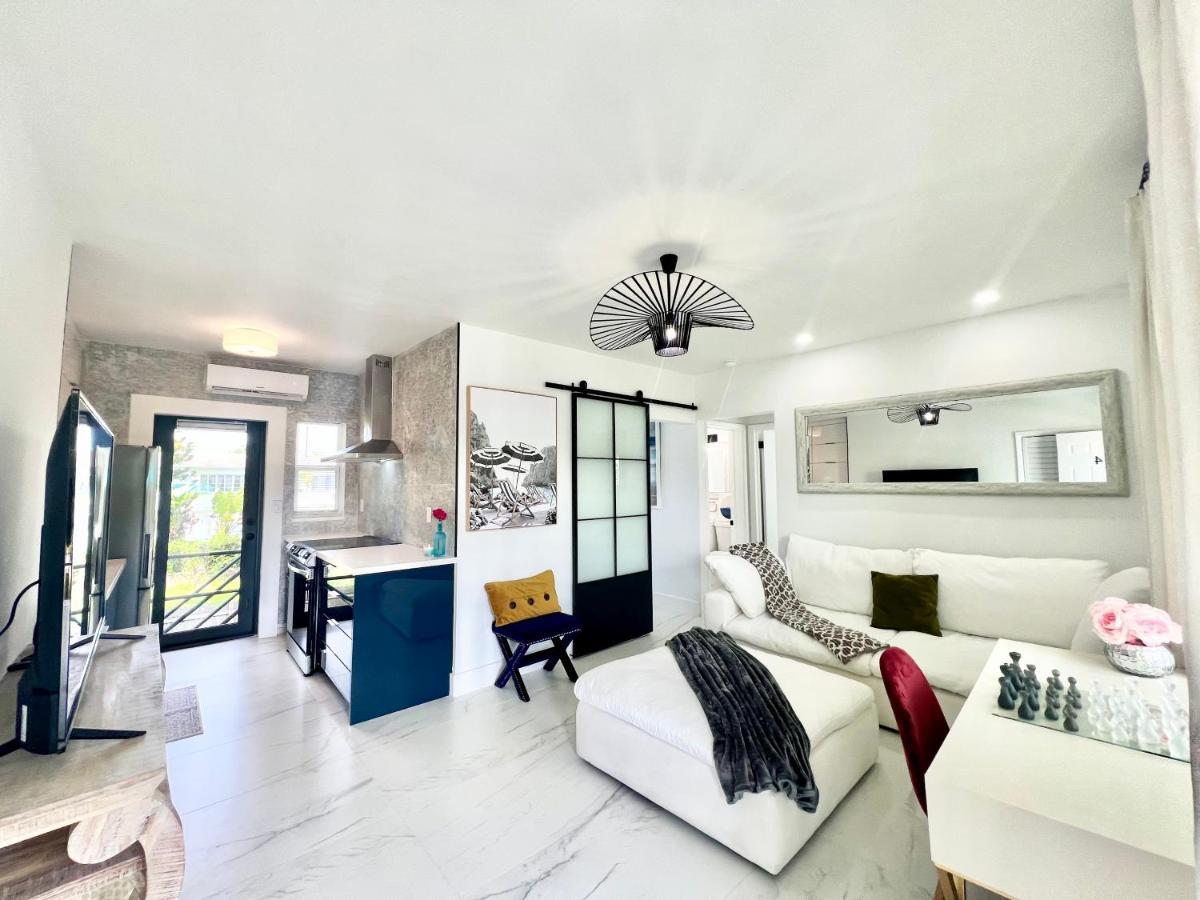 3 SEASONS AT THE CARRINGTON -6 Bedrooms 3Bathrooms Miami Buitenkant foto