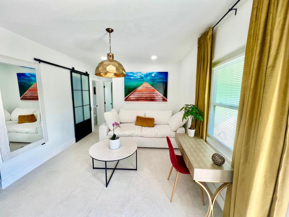3 SEASONS AT THE CARRINGTON -6 Bedrooms 3Bathrooms Miami Buitenkant foto