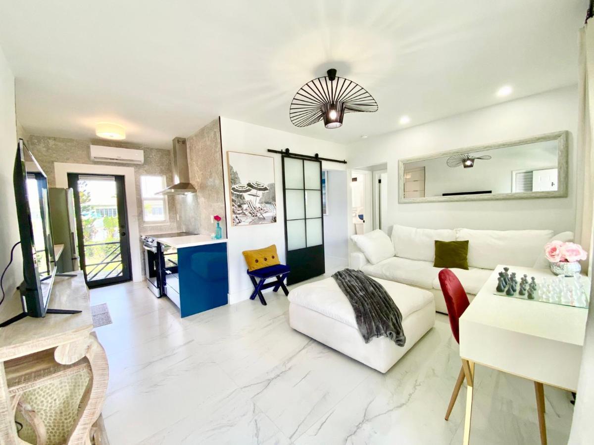 3 SEASONS AT THE CARRINGTON -6 Bedrooms 3Bathrooms Miami Buitenkant foto