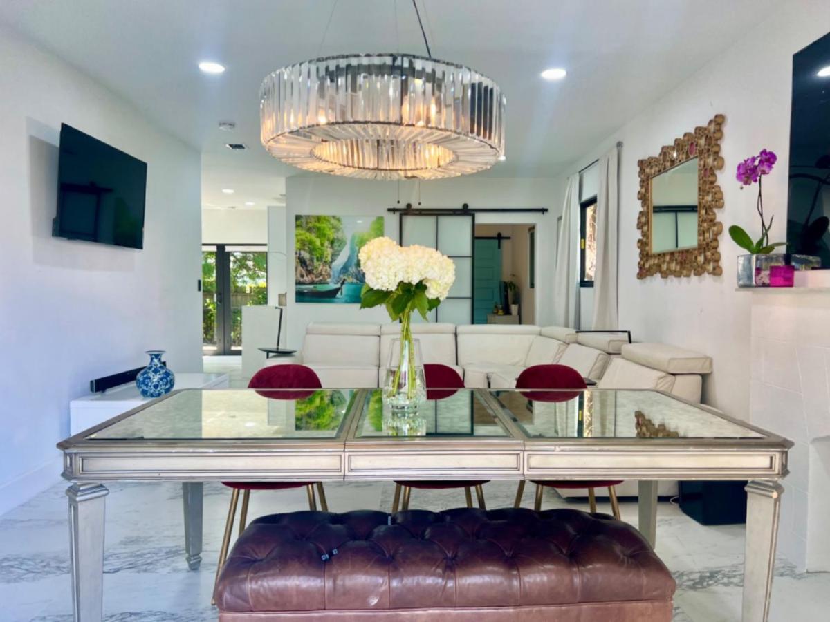 3 SEASONS AT THE CARRINGTON -6 Bedrooms 3Bathrooms Miami Buitenkant foto
