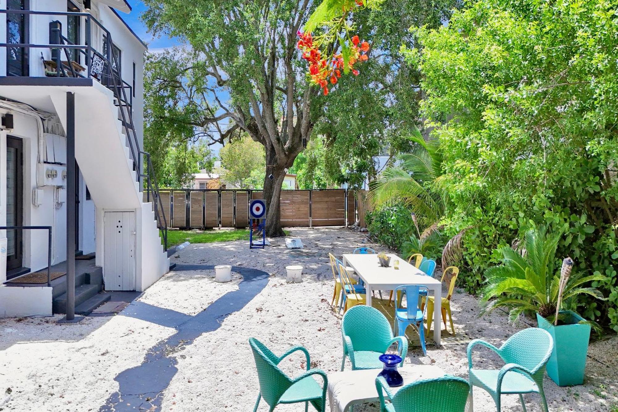 3 SEASONS AT THE CARRINGTON -6 Bedrooms 3Bathrooms Miami Buitenkant foto